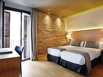 bedroom 5 - hotel arc la rambla - barcelona, spain