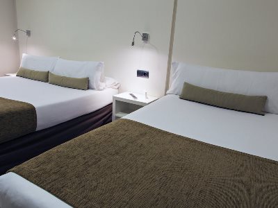 bedroom 4 - hotel bcn urbaness hotels del comte - barcelona, spain