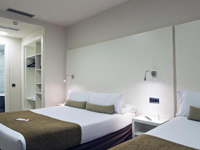 bedroom 6 - hotel bcn urbaness hotels del comte - barcelona, spain