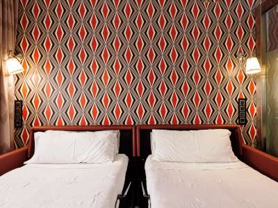 deluxe room - hotel ronda lesseps - barcelona, spain