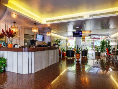 lobby - hotel ronda lesseps - barcelona, spain
