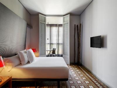 bedroom 4 - hotel balmes - barcelona, spain