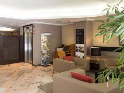 lobby - hotel catalonia albeniz - barcelona, spain