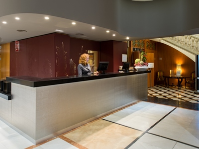 lobby - hotel catalonia plaza catalunya - barcelona, spain