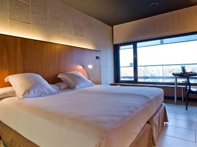 bedroom 1 - hotel barcelona princess - barcelona, spain