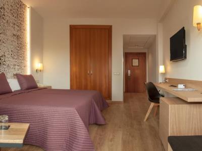 bedroom 2 - hotel rh princesa - benidorm, spain