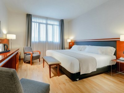 bedroom - hotel abba euskalduna - bilbao, spain