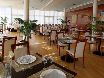 restaurant 1 - hotel abba burgos - burgos, spain