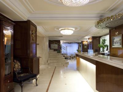 lobby 1 - hotel rice reyes catolicos - burgos, spain