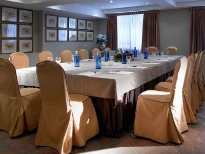 conference room - hotel parador de cordoba - cordoba, spain