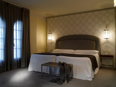 bedroom - hotel macia alfaros - cordoba, spain