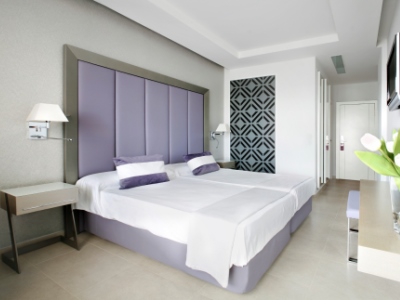 bedroom - hotel torre del mar - ibiza town, spain