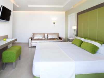 bedroom 1 - hotel torre del mar - ibiza town, spain