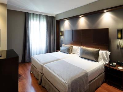 bedroom 1 - hotel catalonia goya - madrid, spain