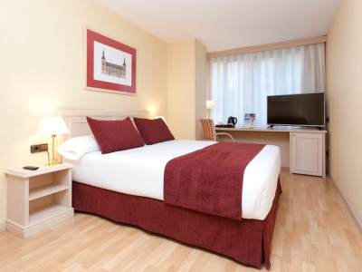 bedroom 3 - hotel senator castellana - madrid, spain