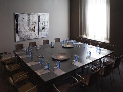 conference room - hotel ac los vascos - madrid, spain