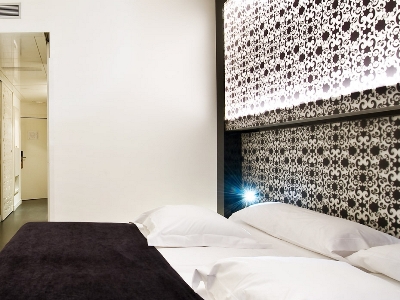 bedroom - hotel vincci via 66 - madrid, spain