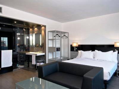 bedroom 7 - hotel ac atocha - madrid, spain