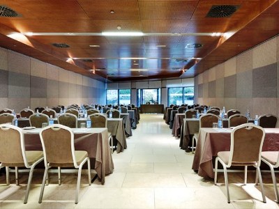 conference room - hotel eurostars suites mirasierra - madrid, spain