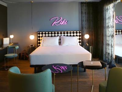 bedroom 3 - hotel axel madrid - lgtbi heterofriendly - madrid, spain