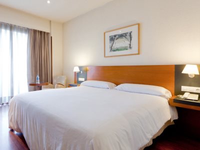 bedroom - hotel senator barajas - madrid, spain