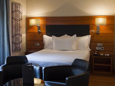 bedroom - hotel ac carlton - madrid, spain