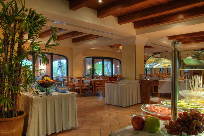 restaurant - hotel westin la quinta golf resort - marbella, spain