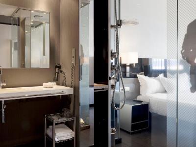 bathroom - hotel ac murcia - murcia, spain