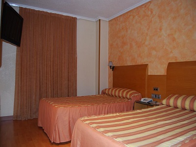bedroom 3 - hotel azahar - murcia, spain