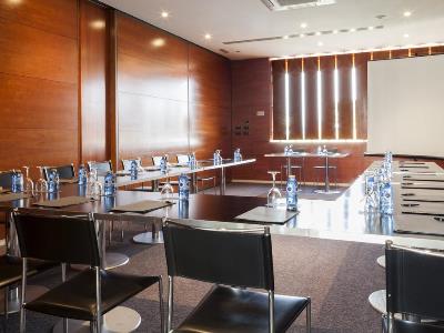conference room - hotel ac palencia - palencia, spain