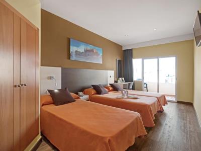 bedroom 1 - hotel abelux - palma de mallorca, spain