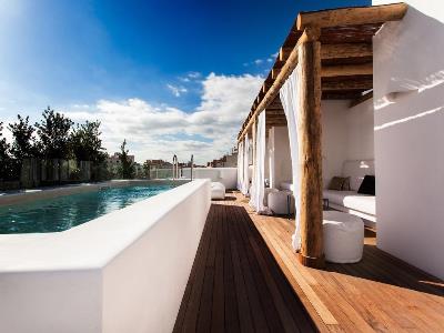 outdoor pool - hotel hm balanguera - palma de mallorca, spain