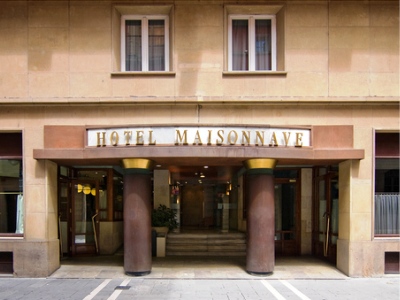 exterior view 1 - hotel maisonnave - pamplona, spain