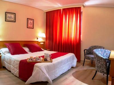 bedroom - hotel helmantico - salamanca, spain