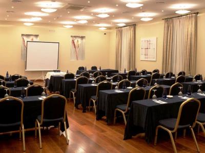 conference room 1 - hotel abba fonseca - salamanca, spain