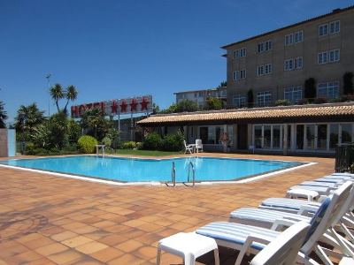outdoor pool - hotel gran hotel los abetos - santiago de compostela, spain