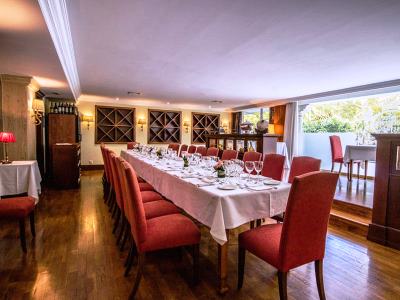 restaurant 2 - hotel inglaterra - seville, spain