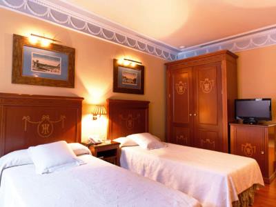 bedroom - hotel inglaterra - seville, spain