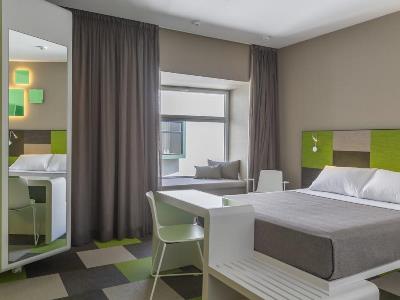 bedroom - hotel macia sevilla kubb - seville, spain