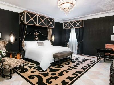 bedroom 2 - hotel alfonso xiii - seville, spain