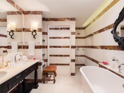 bathroom - hotel alfonso xiii - seville, spain