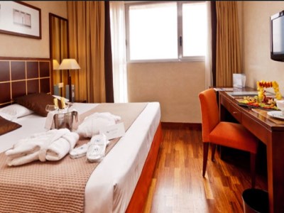 bedroom 4 - hotel eurostars toledo - toledo, spain