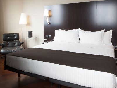 bedroom 2 - hotel ac valencia - valencia, spain