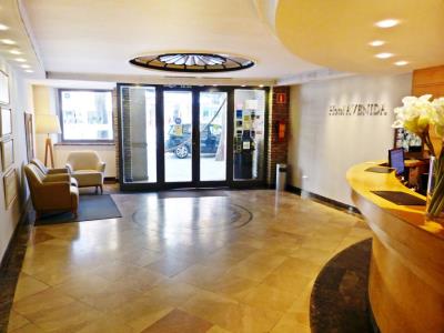 lobby - hotel avenida - zaragoza, spain