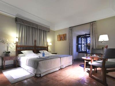 bedroom 2 - hotel parador de carmona - carmona, spain