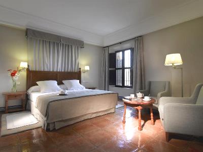 bedroom - hotel parador de carmona - carmona, spain