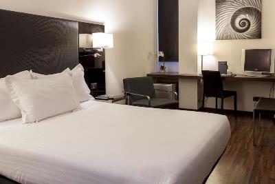 bedroom 1 - hotel ac palacio universal - vigo, spain