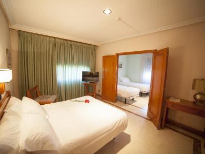 bedroom - hotel hospedium hotel castilla - torrijos, spain