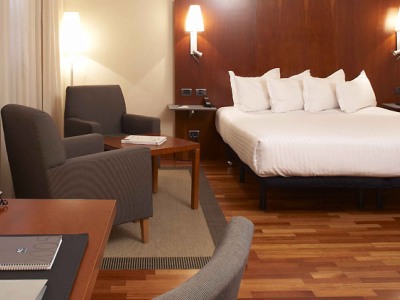 junior suite 1 - hotel ac alcala de henares - alcala de henares, spain