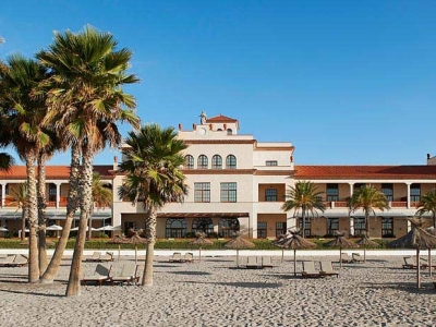 Le Meridien Ra Beach Hotel And Spa